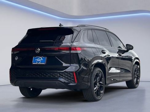 New 2026 Volkswagen Tiguan SE R-Line image 5