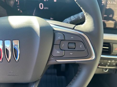 Used 2025 Buick Encore GX Sport Touring image 13