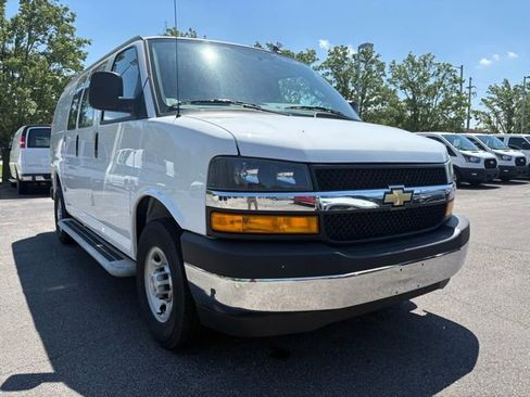 Used 2024 Chevrolet Express 2500 w/ Driver Convenience Package RWD image 10