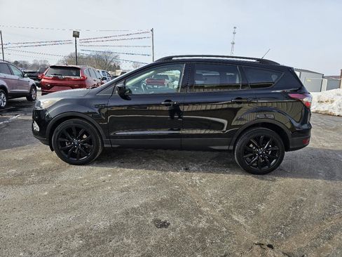 Used 2018 Ford Escape SE w/ SE Sport Appearance Package image 36