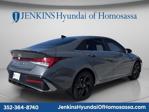New 2026 Hyundai Elantra SEL Sport Premium w/ Cargo Package FWD image 2