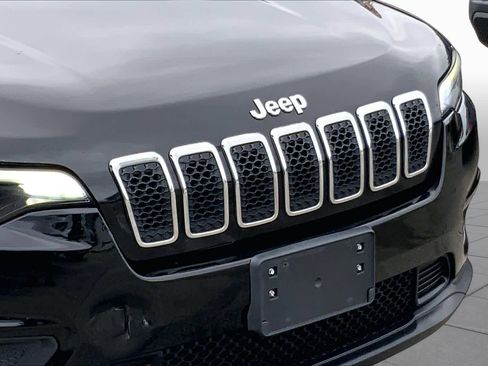 Used 2020 Jeep Cherokee Latitude Plus FWD image 25