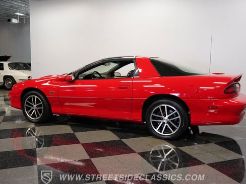 Used 2002 Chevrolet Camaro Z28 w/ SS Performance/Appearance Pkg image 8