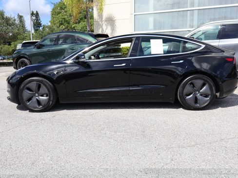 Used 2019 Tesla Model 3 Standard Range Plus RWD image 6