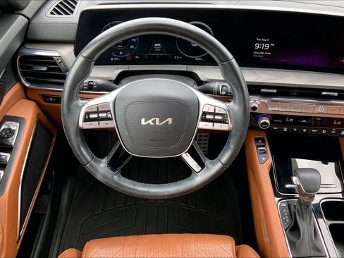 Used 2023 Kia Telluride SX Prestige X-Pro AWD/4WD image 6