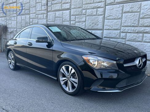 Used 2018 Mercedes-Benz CLA 250 image 3