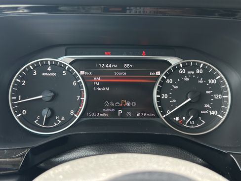 Used 2025 Nissan Pathfinder SV w/ SV Premium Package FWD image 28