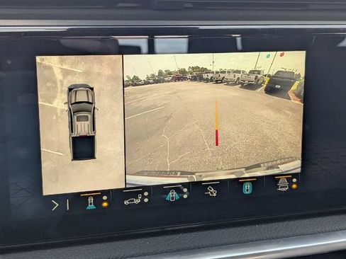 Used 2022 GMC Sierra 1500 Denali AWD/4WD image 18