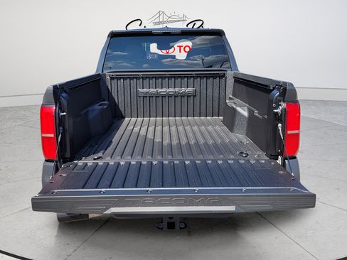 Used 2024 Toyota Tacoma SR5 AWD/4WD image 9