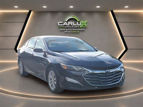 Used 2020 Chevrolet Malibu LT w/ Leather Package FWD image 1