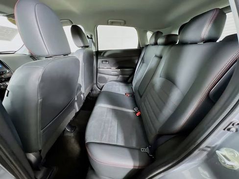 Used 2024 Mitsubishi Outlander Sport SE image 23