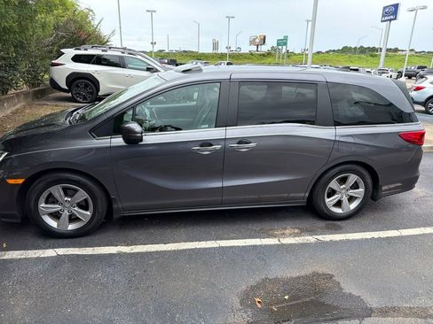 Used 2020 Honda Odyssey EX-L image 2