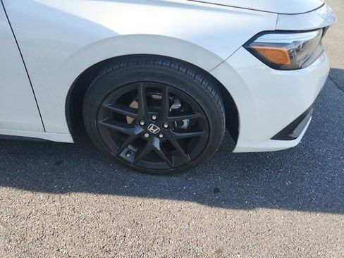 Certified 2023 Honda Civic Sport image 9