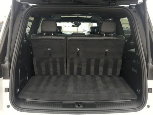 New 2026 Jeep Grand Wagoneer Limited image 36