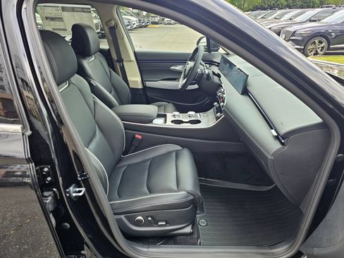 New 2026 Genesis GV70 2.5T Advanced AWD/4WD image 29