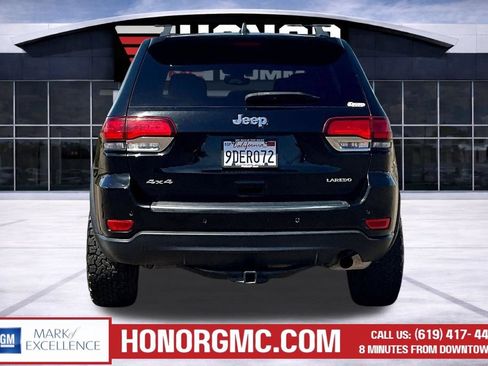 Used 2022 Jeep Grand Cherokee Laredo E w/ Security & Convenience Group AWD/4WD image 5