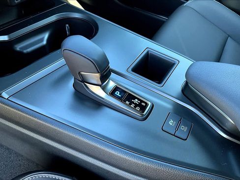 New 2026 Lexus UX 300h FWD image 11