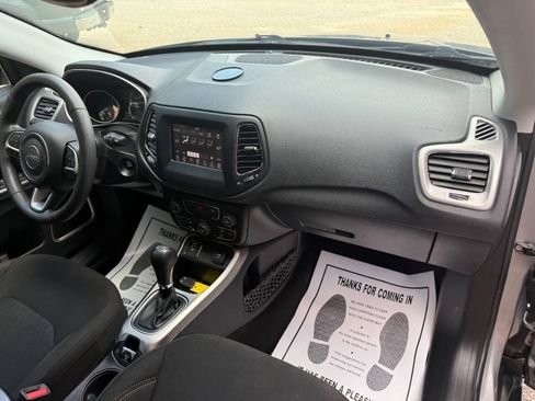 Used 2021 Jeep Compass Sport FWD image 20