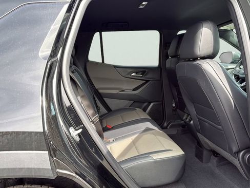 New 2026 Chevrolet Equinox LT w/ Convenience Package II AWD/4WD image 12
