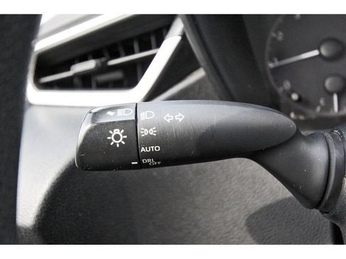 Used 2023 Toyota Corolla LE FWD image 17