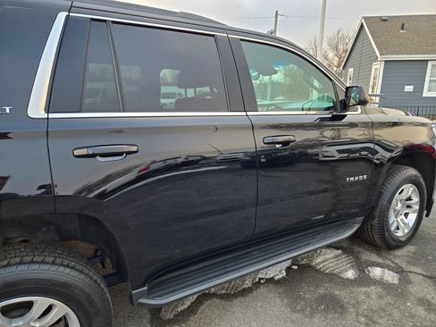 Used 2018 Chevrolet Tahoe LT image 12