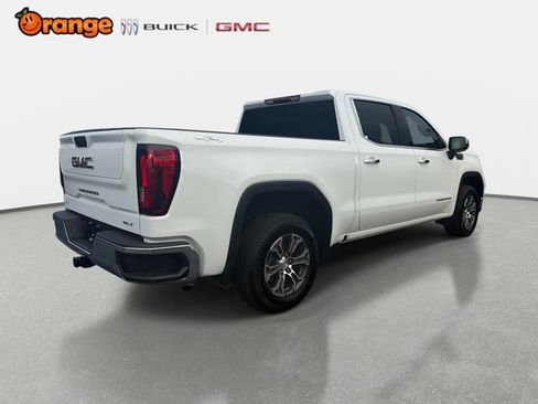 Used 2026 GMC Sierra 1500 SLT AWD/4WD image 3