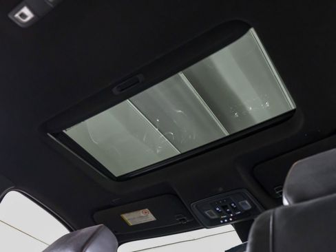 Used 2020 GMC Sierra 3500 AT4 w/ AT4 Premium Package image 23