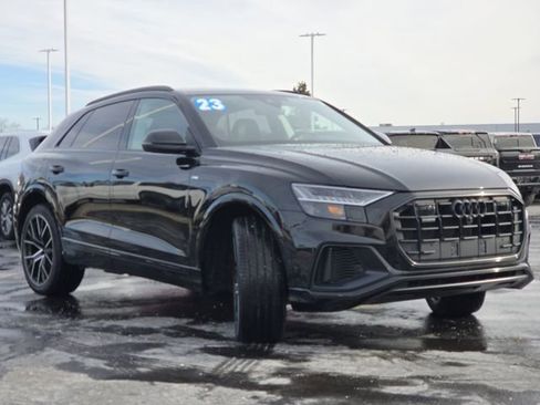 Used 2023 Audi Q8 Premium Plus image 19