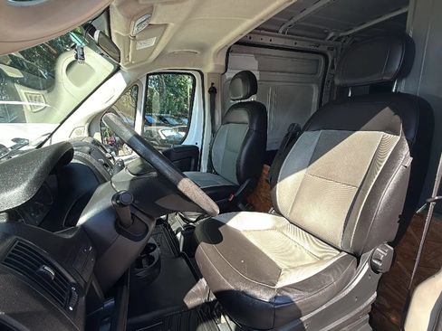 Used 2019 RAM ProMaster 2500 FWD image 18