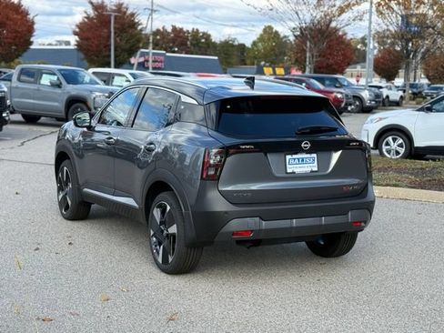 New 2026 Nissan Kicks SR w/ Cold Weather Package AWD/4WD image 7