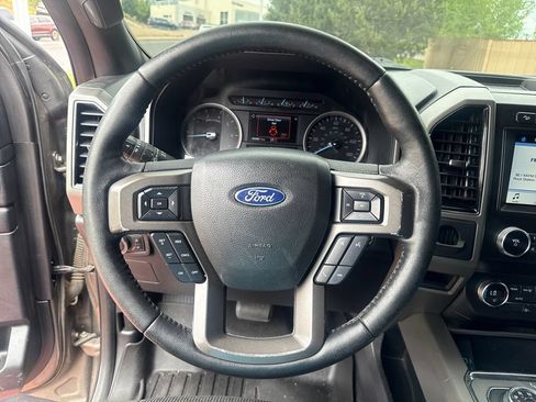 Used 2019 Ford Expedition Max XLT AWD/4WD image 15