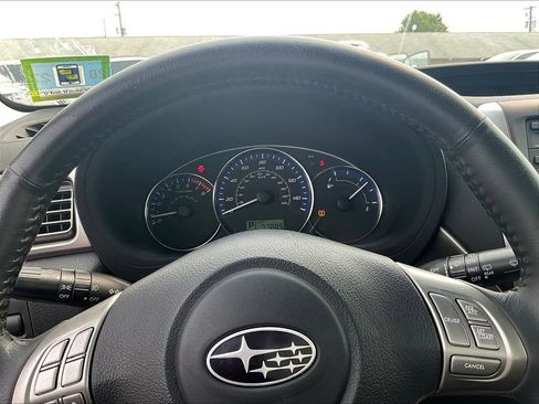 Used 2010 Subaru Forester 2.5X Limited AWD/4WD image 11