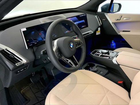 New 2025 BMW iX xDrive50 w/ Premium Package image 4