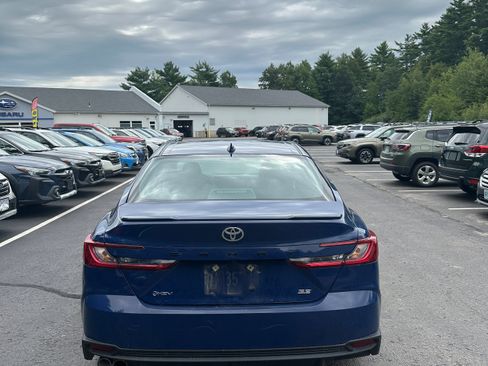 Used 2025 Toyota Camry SE w/ Multimedia Upgrade Package FWD image 6