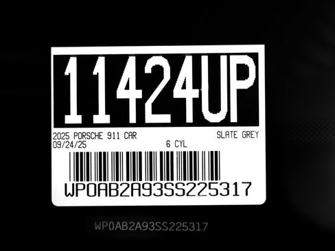 Used 2025 Porsche 911 Carrera 4 GTS image 28