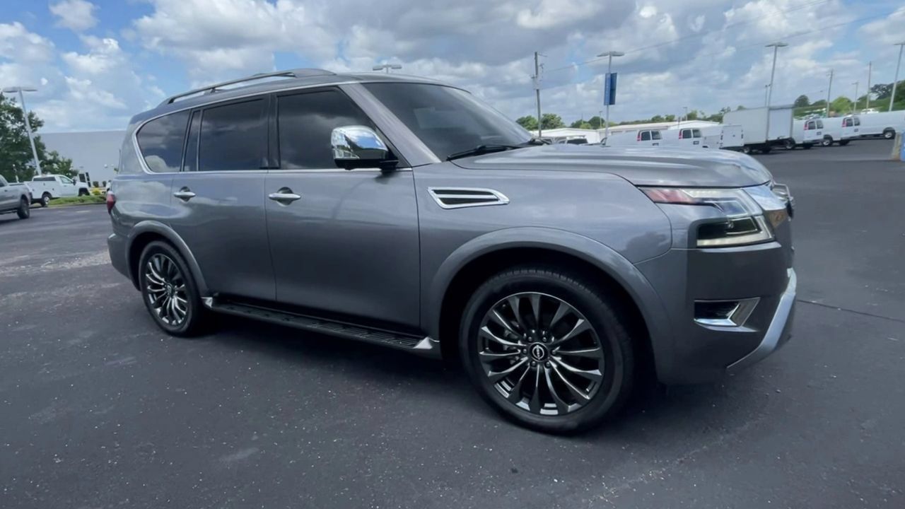 Used 2023 Nissan Armada Platinum w/ Captain's Chairs Package RWD image 2