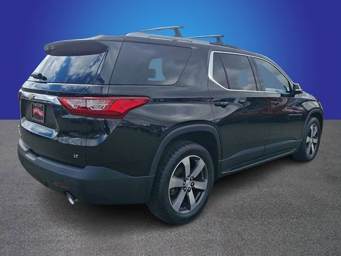 Used 2018 Chevrolet Traverse LT w/ LPO, 'HIT The Road' Package image 4