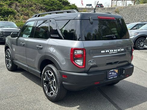 Used 2022 Ford Bronco Sport Outer Banks w/ Tech Package AWD/4WD image 5