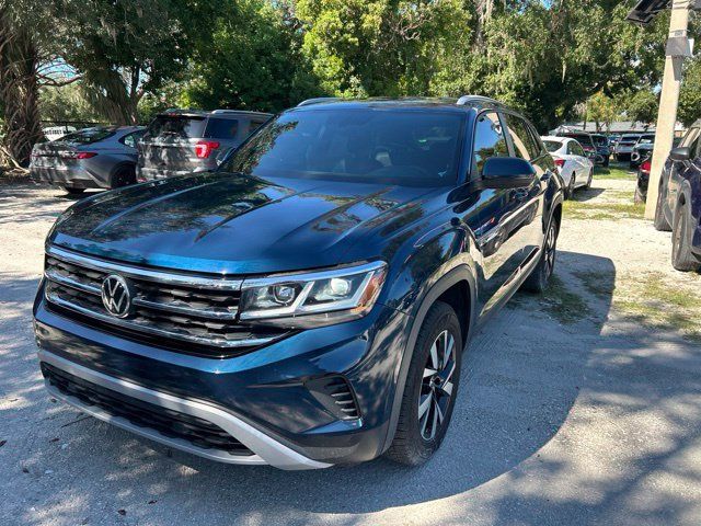 Used 2021 Volkswagen Atlas Cross Sport SE FWD image 2