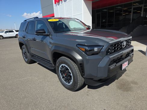 Used 2026 Toyota 4Runner TRD Off-Road Premium AWD/4WD image 1