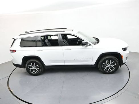Used 2024 Jeep Grand Cherokee L Limited w/ Luxury Tech Group II AWD/4WD image 26