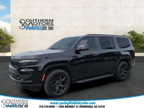 Used 2025 Jeep Wagoneer Series II w/ Convenience Group I AWD/4WD image 1