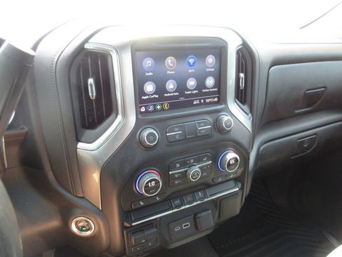 Certified 2022 Chevrolet Silverado 2500 LT w/ Convenience Package AWD/4WD image 25