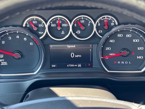 Used 2021 Chevrolet Silverado 1500 LT AWD/4WD image 31