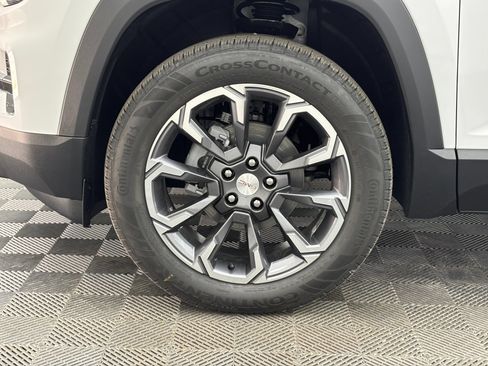 New 2027 GMC Terrain Elevation w/ Elevation Premium Package AWD/4WD image 14