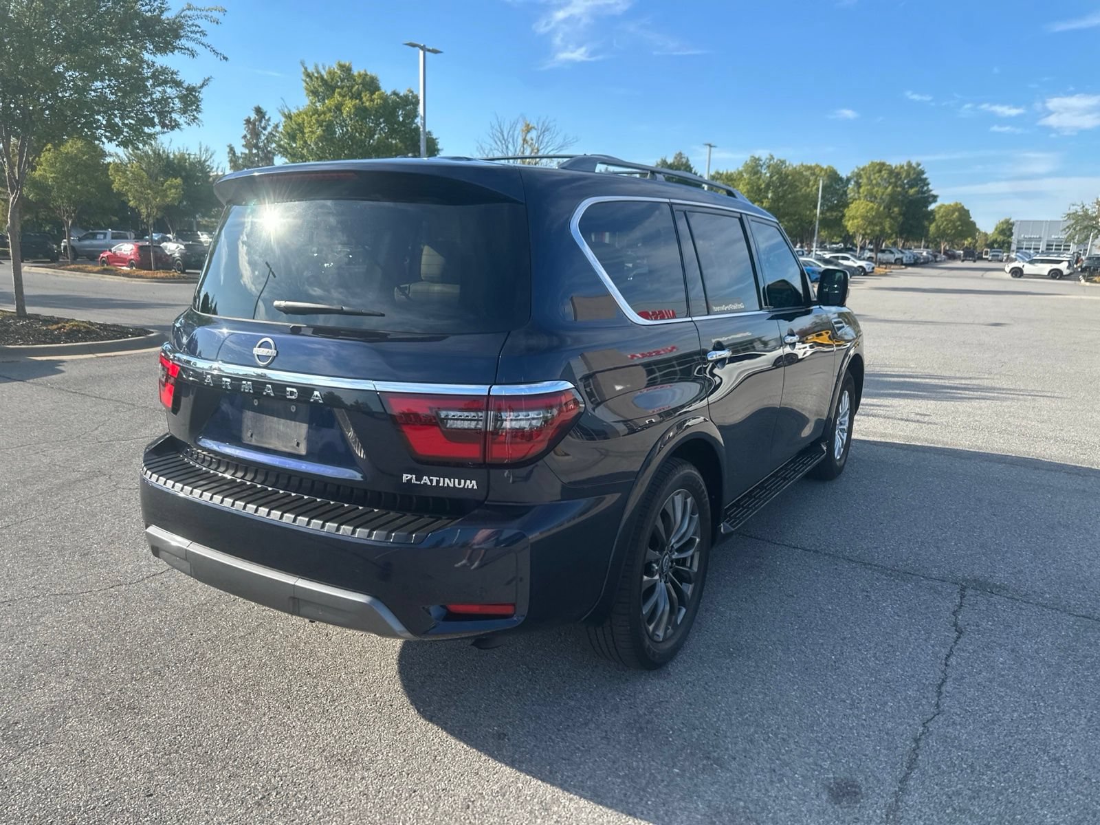Used 2024 Nissan Armada Platinum w/ Captain's Chairs Package AWD/4WD image 5