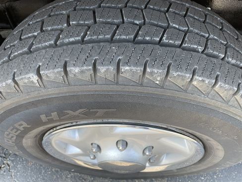 Used 1996 Ford E-350 and Econoline 350 Club Wagon RWD image 21