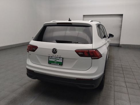 Used 2024 Volkswagen Tiguan SE FWD image 7