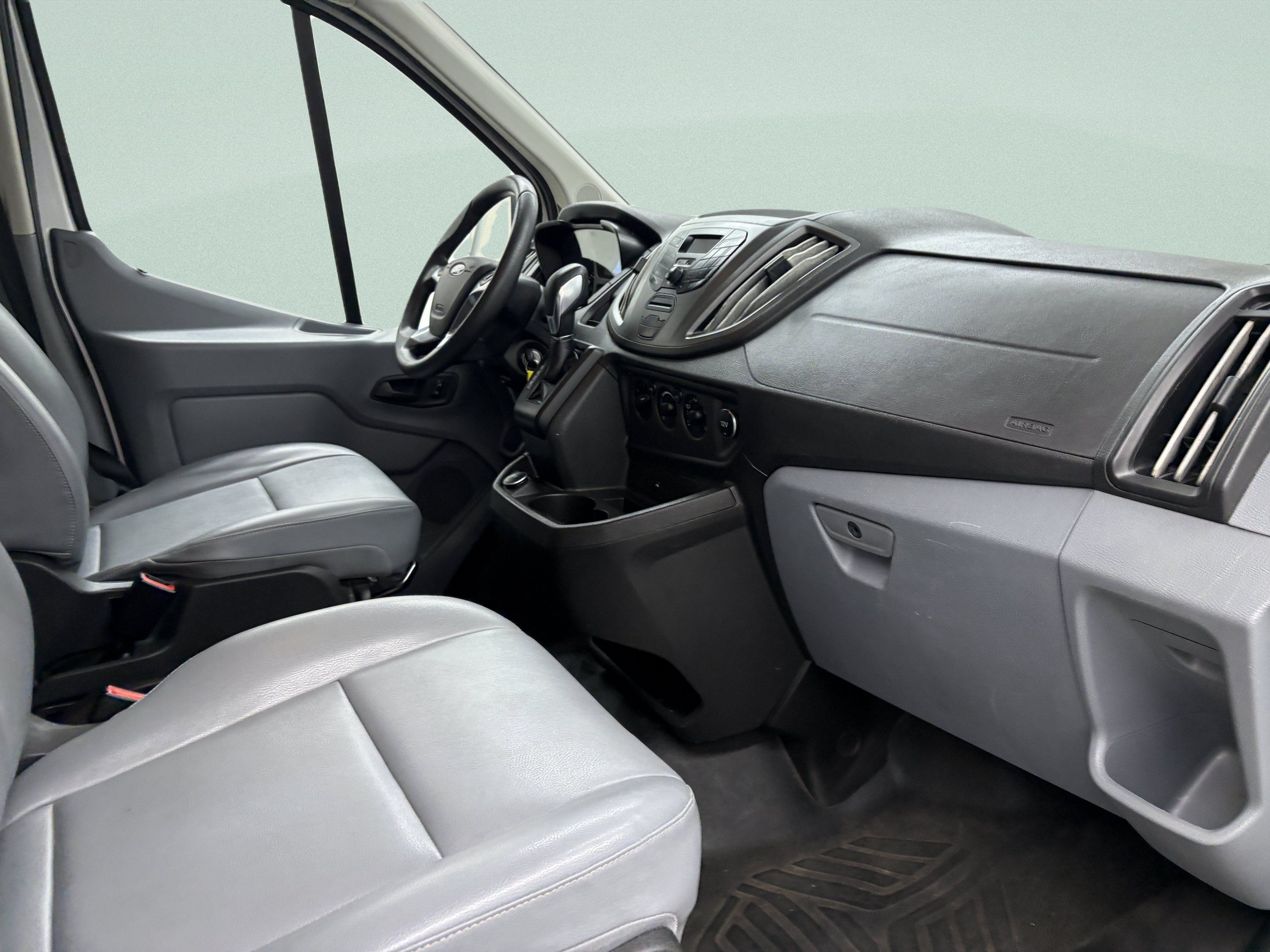 Used 2018 Ford Transit 350 XL RWD image 14