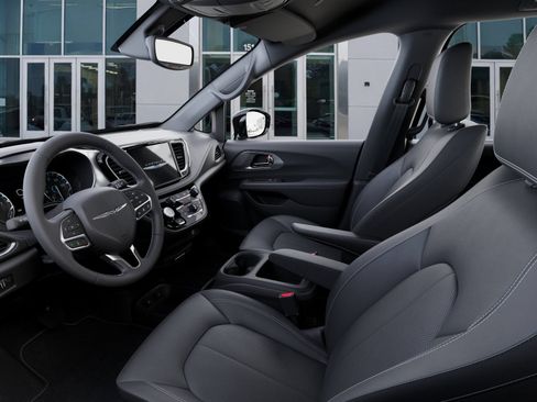 New 2026 Chrysler Pacifica Select FWD image 22